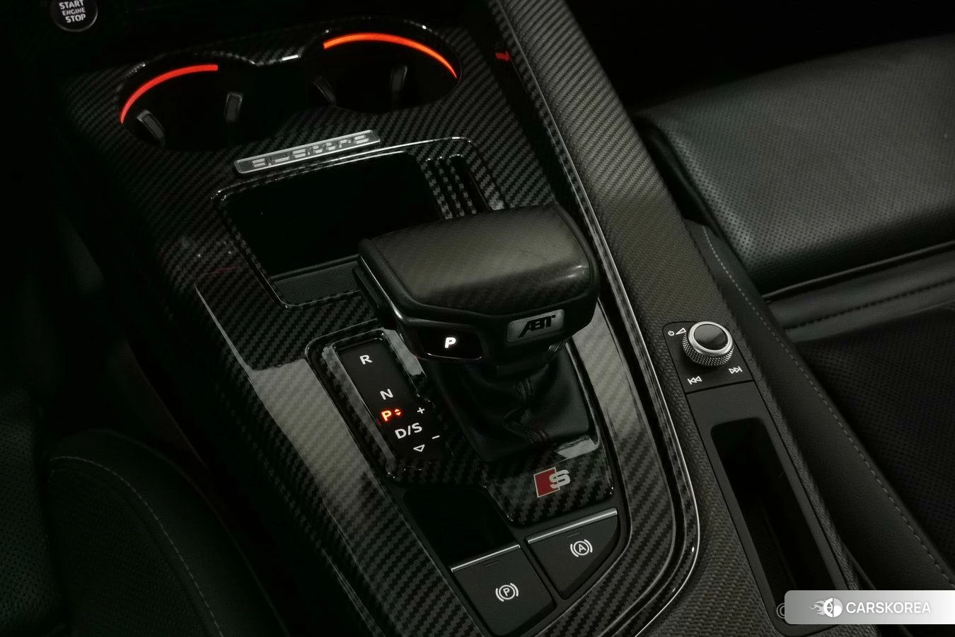 Audi A4L 2020 Белый из Китая, фото 2