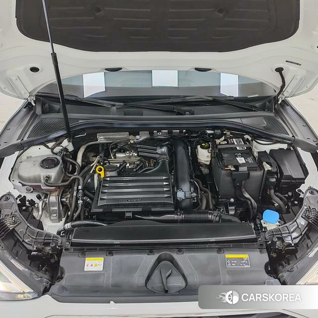 Audi A3 2023 Белый из Китая, фото 2