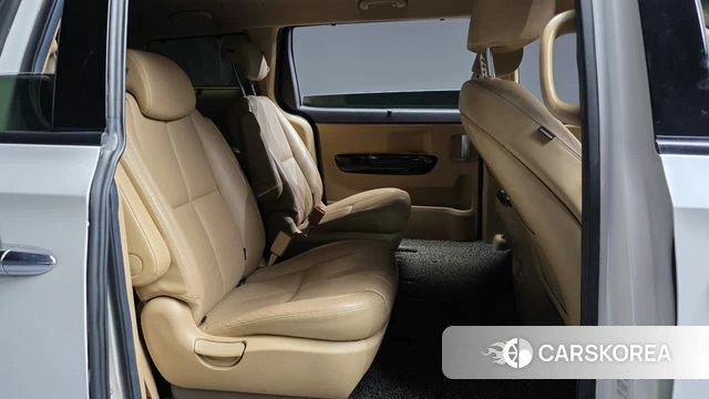 Kia The New Carnival 2019 Белый из Кореи, фото 2