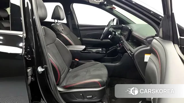 Hyundai The New Tucson Hybrid (NX4) 2024 Черный из Кореи, фото 2