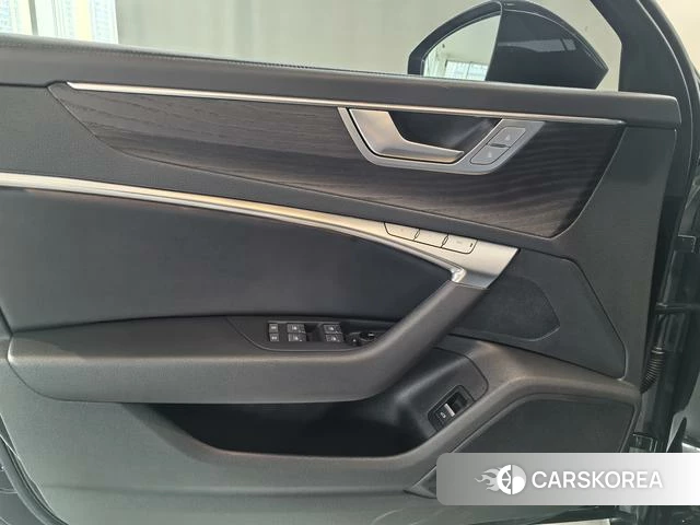 Audi A6L 2024 Черный из Китая, фото 2