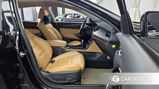 Kia K7 Premier 2019 Черный из Кореи, фото 2