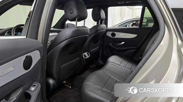 Mercedes-Benz GLC-Class X253 2020 Песочный из Кореи, фото 2