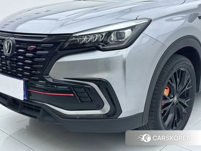 Chang'an CS85 COUPE 2022 Серебристо-серый из Китая, фото 2
