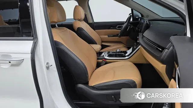 Kia Carnival 4th generation 2022 Белый из Кореи, фото 2