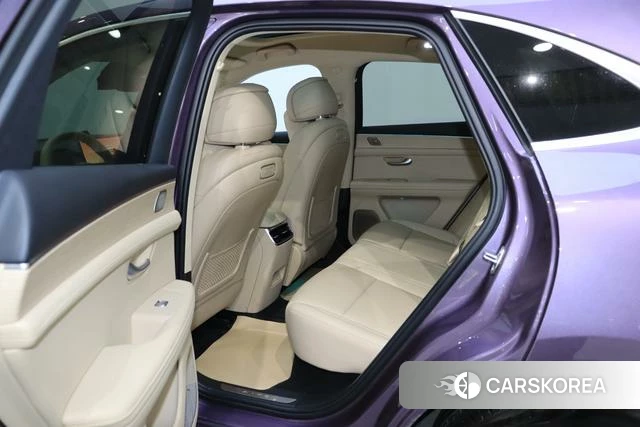 AITO Ask the world M5 2025 Фиолетовый из Китая, фото 2