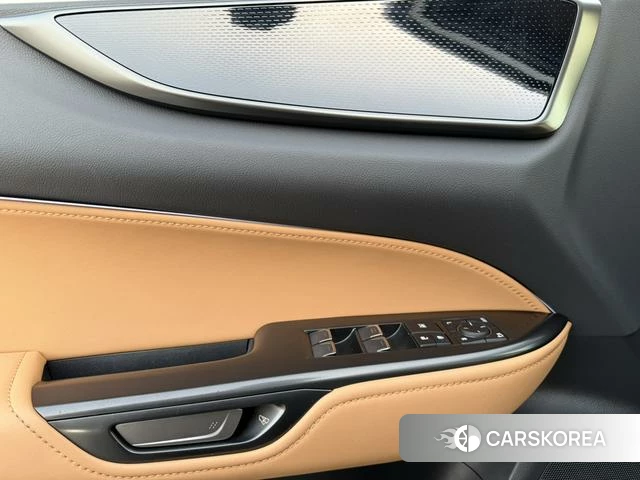 Lexus NX 2022 Серебристо-серый из Китая, фото 2