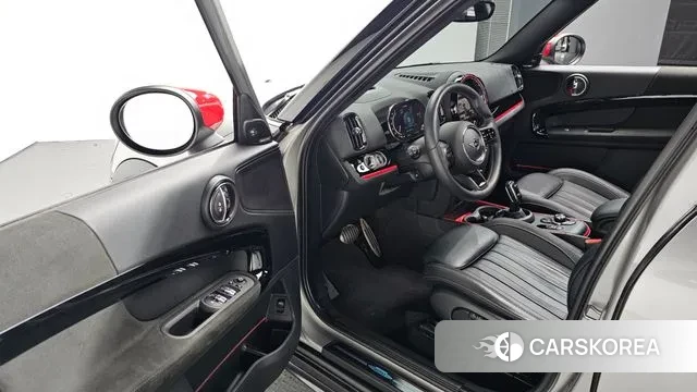 Mini Cooper S Countryman 2023 Серебряный из Кореи, фото 2