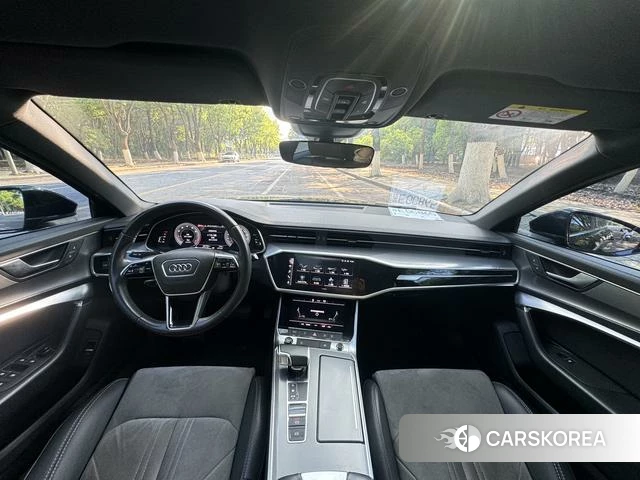 Audi A6L 2022 Черный из Китая, фото 2