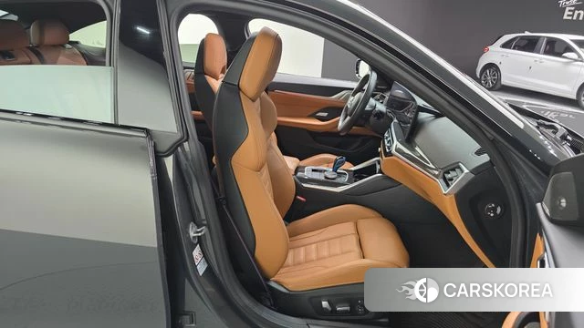 BMW i4 2023 Серый из Кореи, фото 2