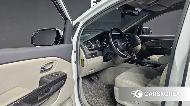 Kia The New Carnival 2018 Белый из Кореи, фото 2