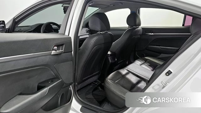 Hyundai The New Avante AD 2019 Белый из Кореи, фото 2