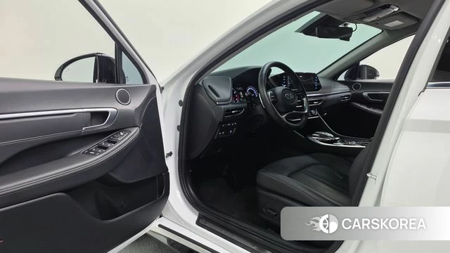 Hyundai Sonata (DN8) 2021 Белый из Кореи, фото 2