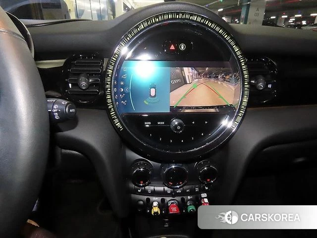 Mini Cooper 2023 Черный из Кореи, фото 2