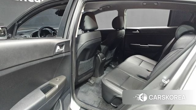 Kia Sportage The Bold 2021 Серый из Кореи, фото 2