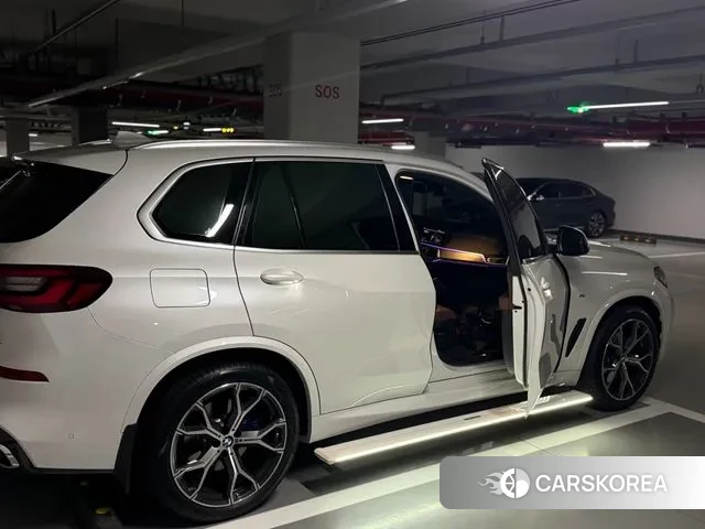 BMW X5 (G05) 2023 Белый из Кореи, фото 2