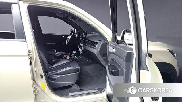 Ssangyong The New Rexton Sport 2024 Жемчужный цвет из Кореи, фото 2