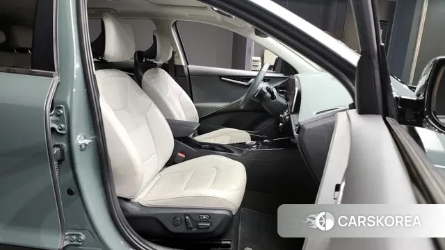 Kia Di Ol Nu Niro 2022 Темно-зеленый из Кореи, фото 2