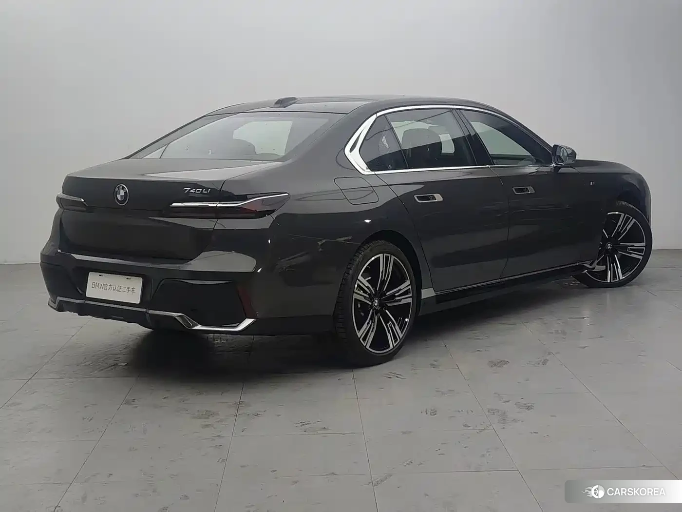 BMW 7 series 2024 Silver/gray из Китая, фото 2
