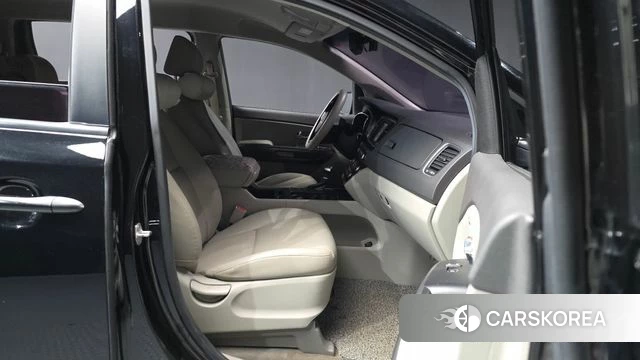 Kia All New Carnival 2018 Черный из Кореи, фото 2