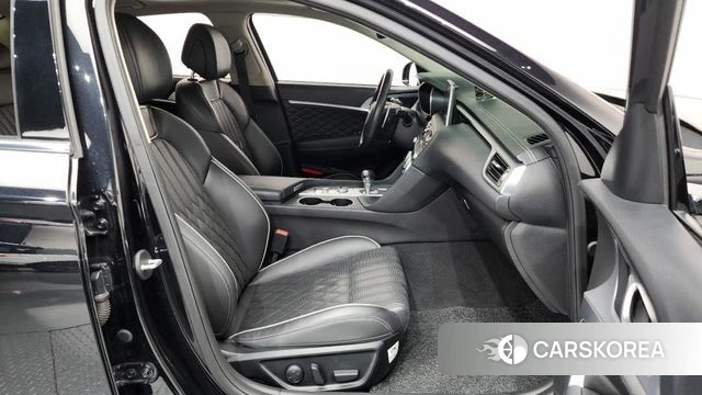 Genesis G70 2019 Черный из Кореи, фото 2
