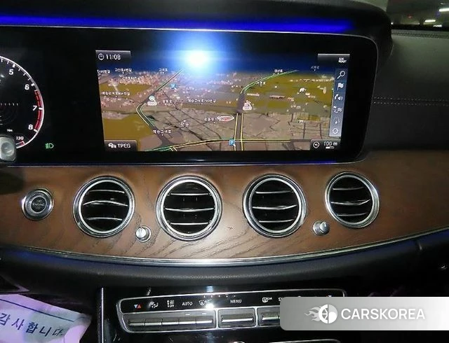 Mercedes-Benz E-Class W213 2019 Серый из Кореи, фото 2