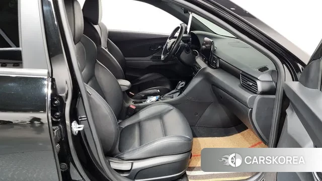 Hyundai Veloster (JS) 2021 Черный из Кореи, фото 2