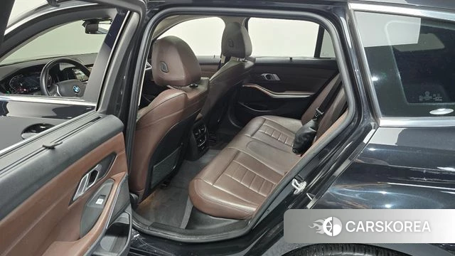 BMW 3 Series (G20) 2022 Черный из Кореи, фото 2