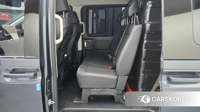 Hyundai Staria 2024 Серый из Кореи, фото 2