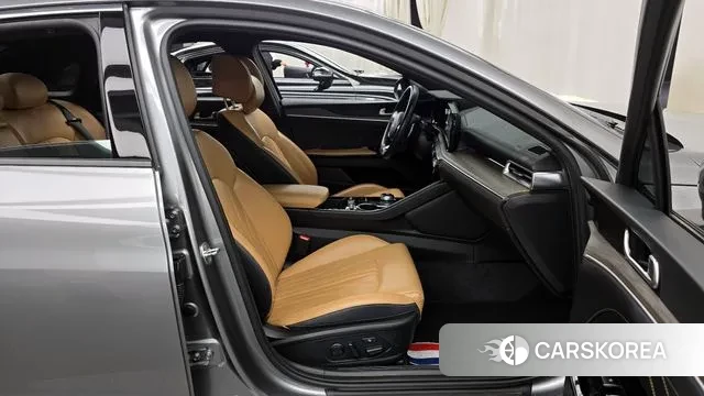 Kia K5 3rd generation 2021 Серебристо-серый из Кореи, фото 2