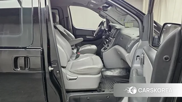 Hyundai The New Grand Starex 2019 Черный из Кореи, фото 2