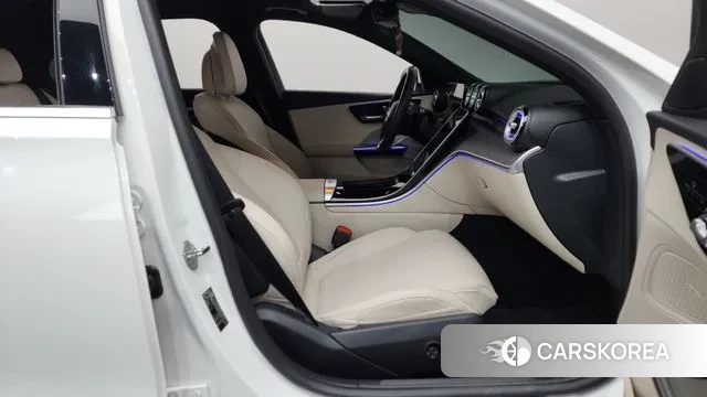 Mercedes-Benz C-Class W206 2023 Белый из Кореи, фото 2