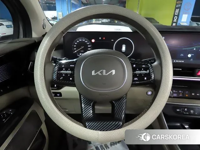 Kia The New Carnival 4th Generation 2023 Серебристо-серый из Кореи, фото 2