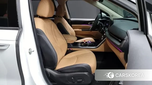 Kia Carnival 4th generation 2023 Белый из Кореи, фото 2