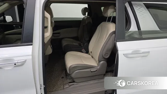 Kia Carnival 4th generation 2021 Белый из Кореи, фото 2
