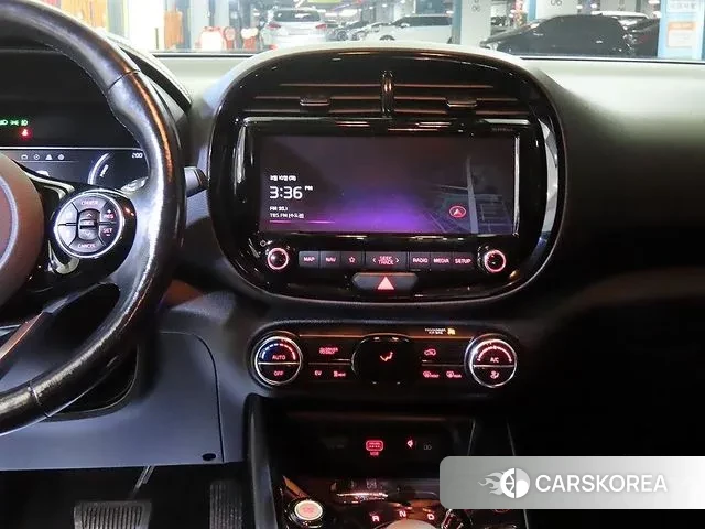 Kia Soul Booster EV 2019 Белый из Кореи, фото 2