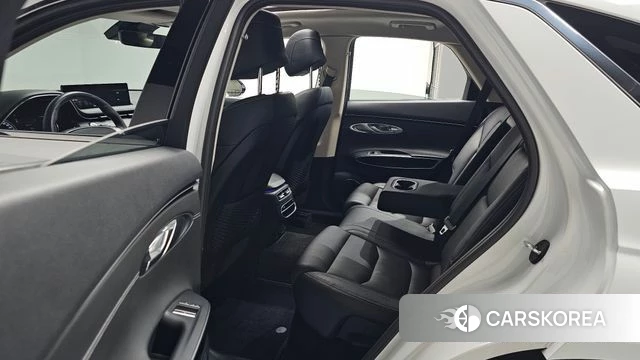 Genesis GV70 2021 Белый из Кореи, фото 2