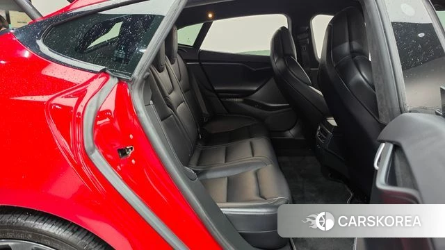 Tesla Model S 2019 Красный из Кореи, фото 2