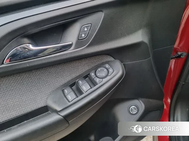 Chevrolet (GM Daewoo) Trailblazer 2020 Красный из Кореи, фото 2