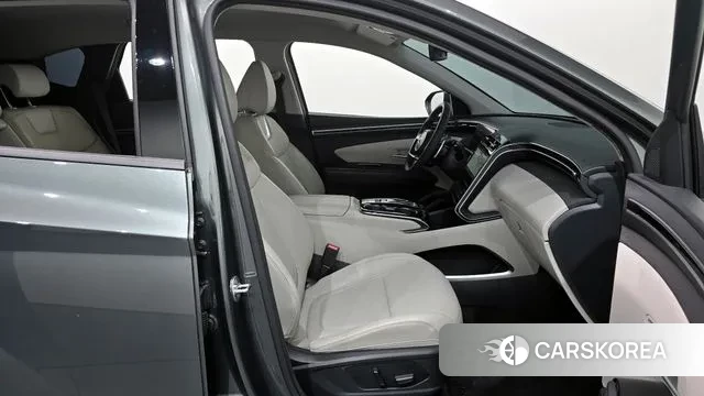 Hyundai Tucson (NX4) 2021 Серый из Кореи, фото 2