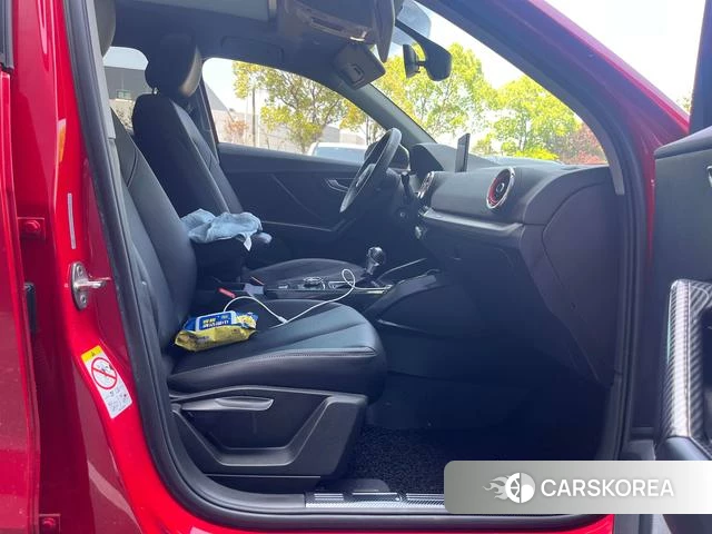 Audi Q2L 2020 Красный из Китая, фото 2