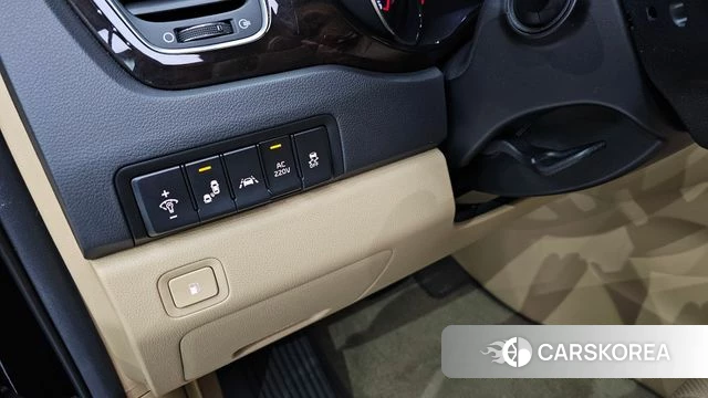 Kia The New Carnival 2018 Черный из Кореи, фото 2