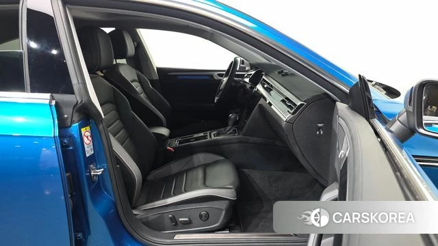 Volkswagen Arteon 2023 Синий из Кореи, фото 2