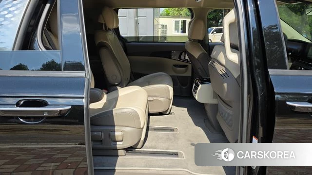 Kia Carnival 4th generation 2022 Черный из Кореи, фото 2