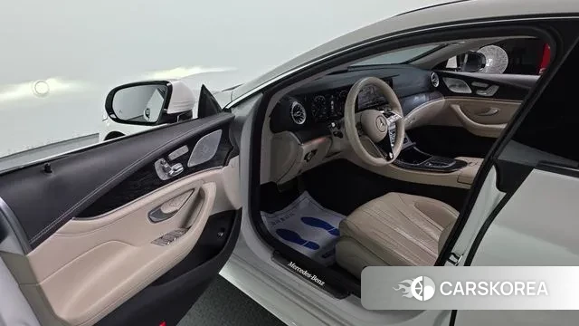 Mercedes-Benz CLS-Class C257 2022 Белый из Кореи, фото 2