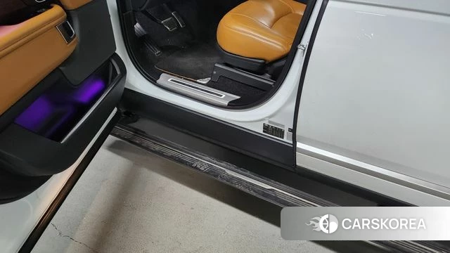 Land Rover Range Rover 4th Generation 2019 Белый из Кореи, фото 2