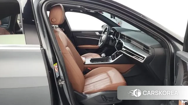 Audi A6 (C8) 2020 Серый из Кореи, фото 2