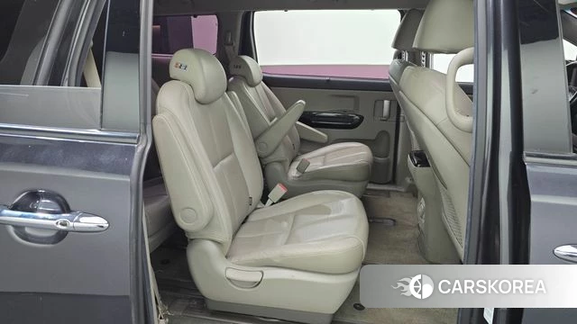 Kia The New Carnival 2019 Серый из Кореи, фото 2