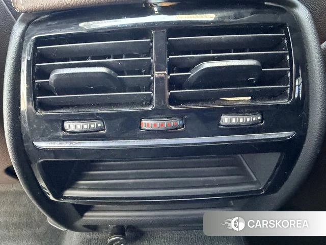 BMW 5 series 2022 Черный из Китая, фото 2