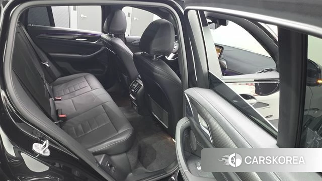 BMW X4 (G02) 2023 Черный из Кореи, фото 2